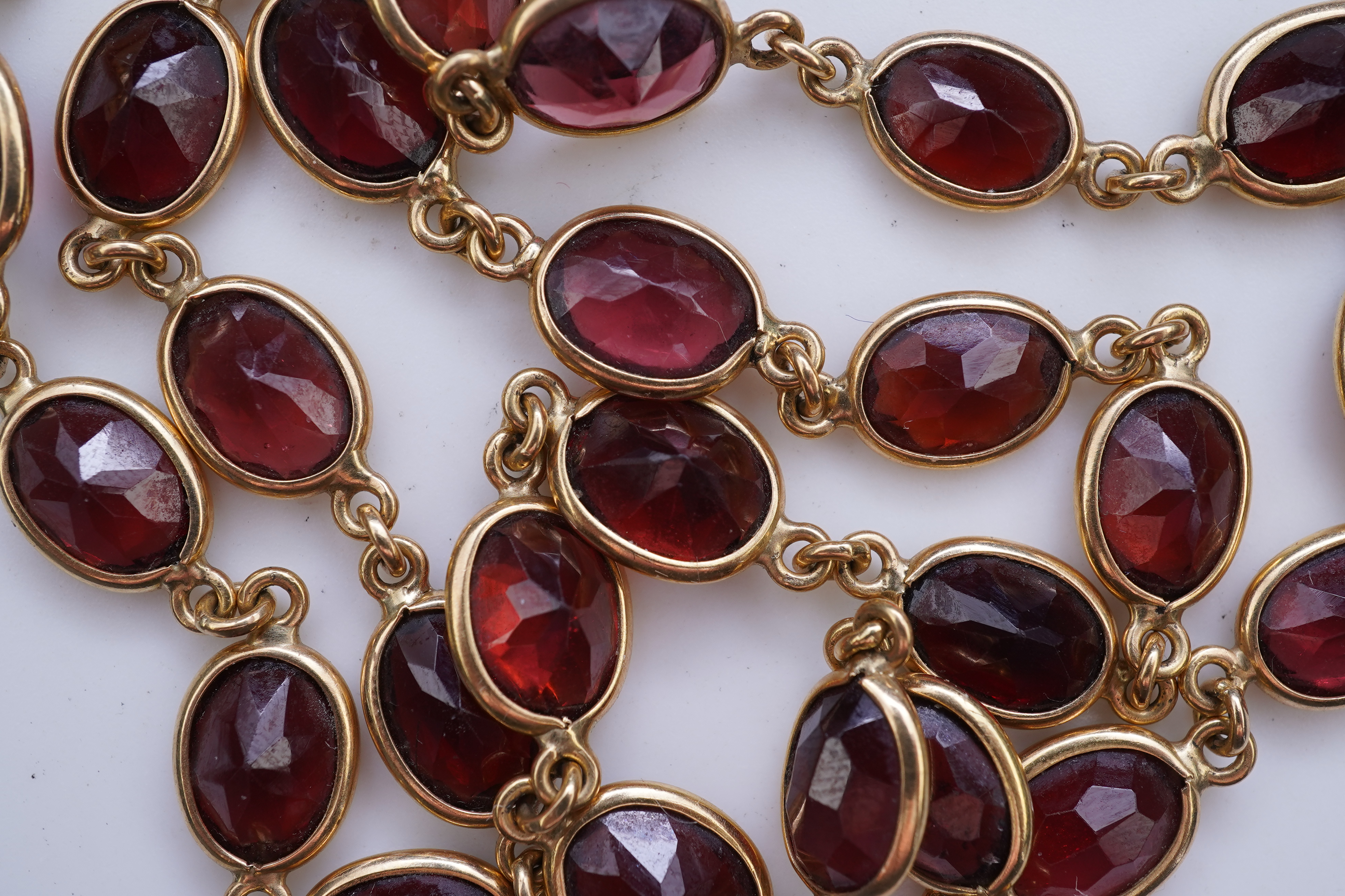 A garnet necklace